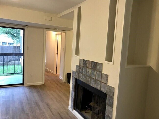Building Photo - 8600 Fathom Cir