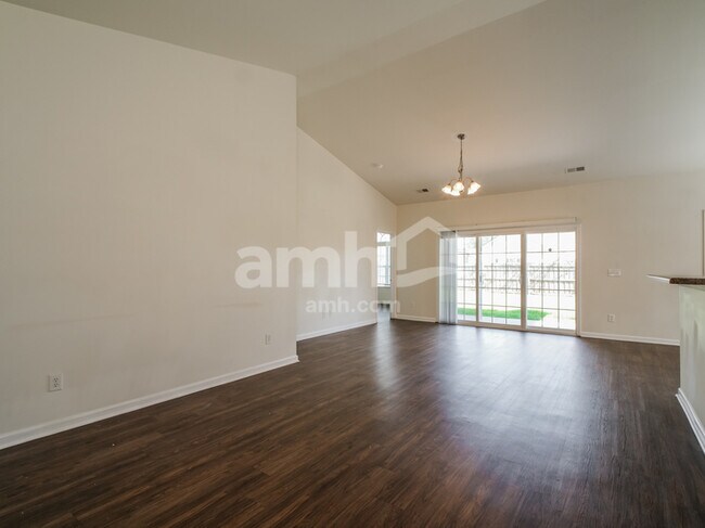 Building Photo - 1408 Parkland Way