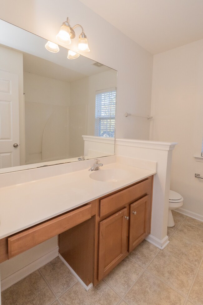 Building Photo - 8967 N Red Maple Cir