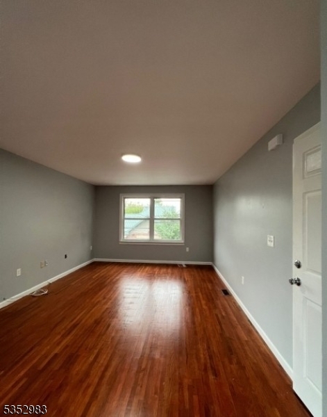 Building Photo - 23 Vanderpool St