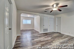 Building Photo - 24218 Waterwell Oaks