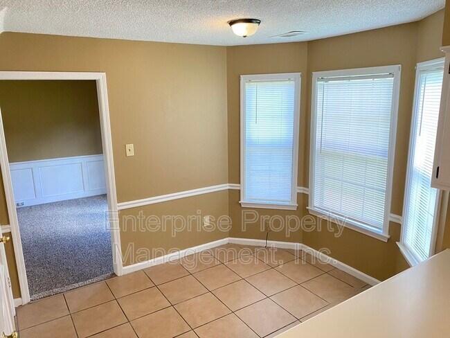 Building Photo - 7828 Bland Ln