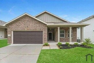 Building Photo - 4929 Mccoy Dr