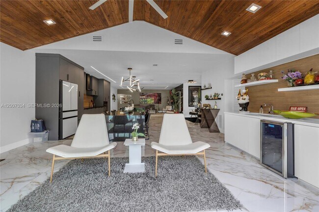 Building Photo - 13540 SW 98th Ct