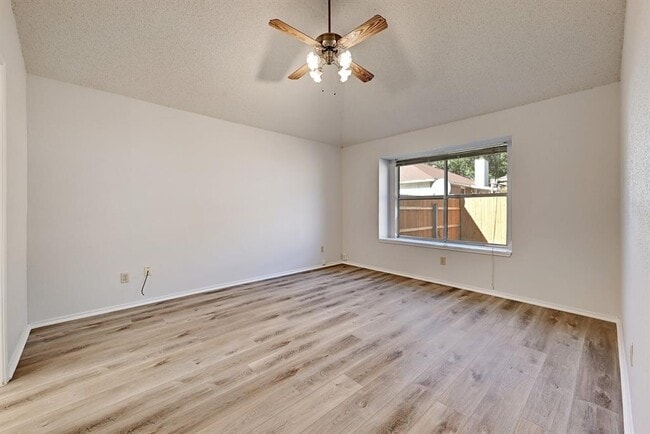 Building Photo - 4608 Castleman Dr