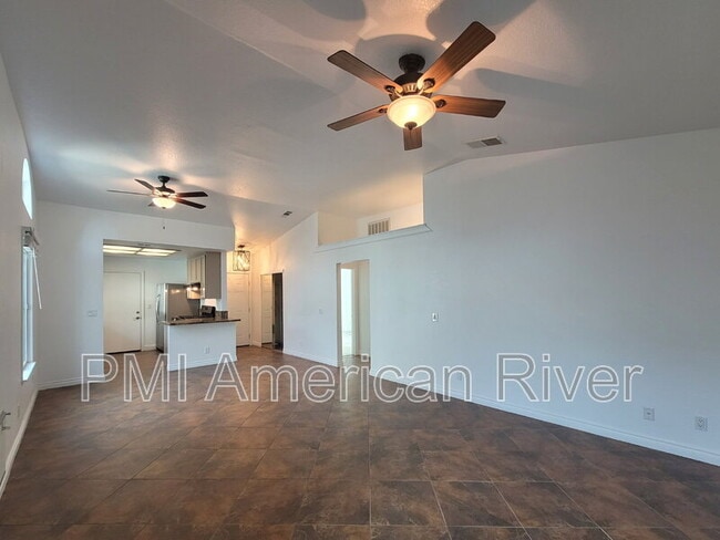 Building Photo - 3041 Wolfe Ct