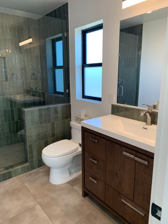 Building Photo - Clear Point Home - Ventura- Ocean Views - 4+3.5