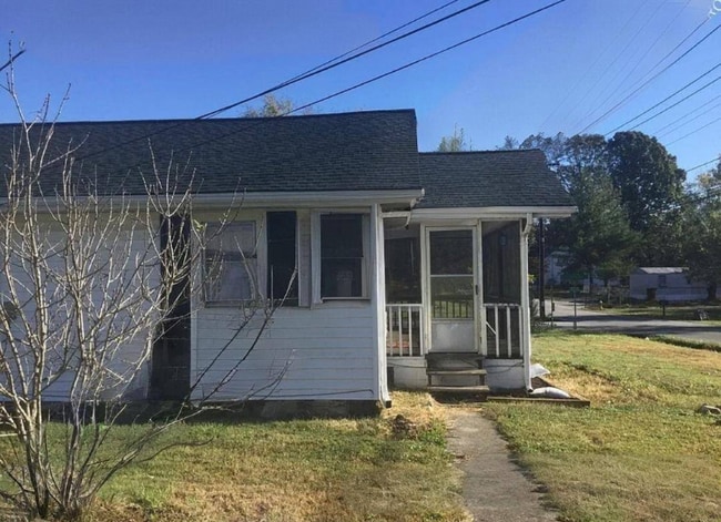 Building Photo - 1028 Shepherd St