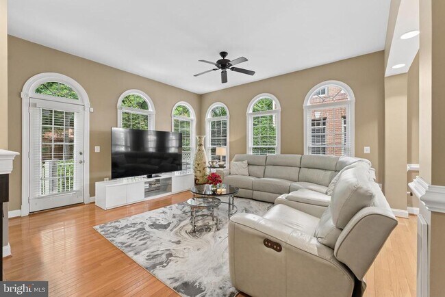 Building Photo - 12810 Falcon Wood Pl