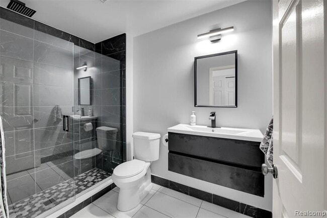 Building Photo - 3285 Newbury Pl