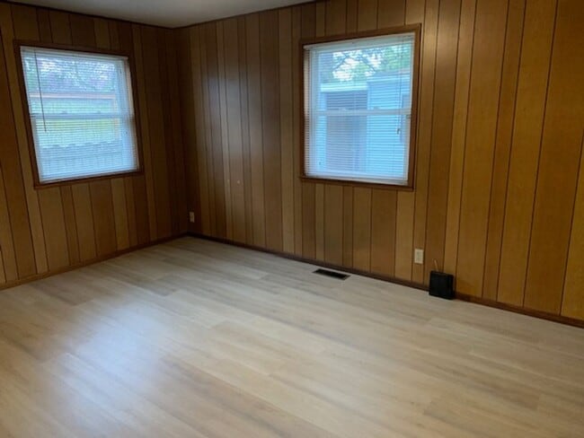 Building Photo - Ravenna House