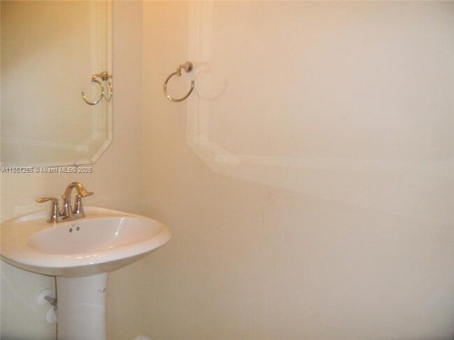 Building Photo - 3067 Tortola Way
