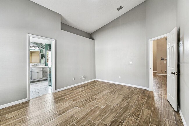 Building Photo - 5705 Rywood Dr