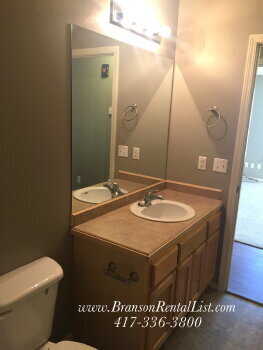 Building Photo - Spacious Townhouse coming available next month