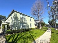 Building Photo - 4529 N Banner Dr