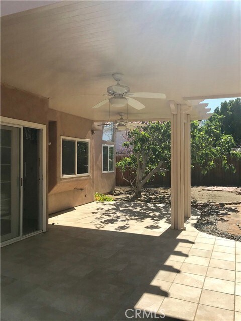 Building Photo - 15610 Nectarine Way
