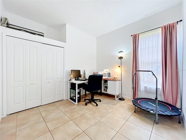 Building Photo - 2125 Emerald Green Cir