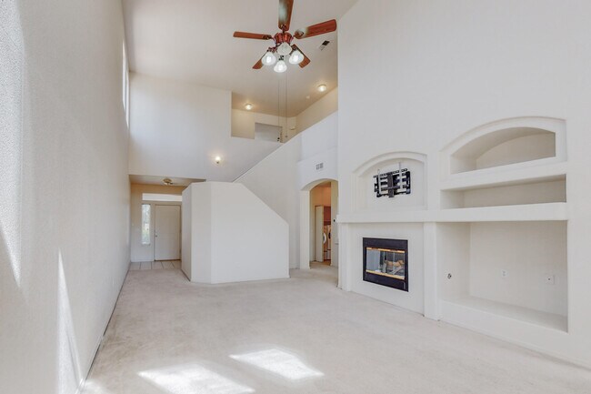 Building Photo - 6568 Los Pueblos Pl NW