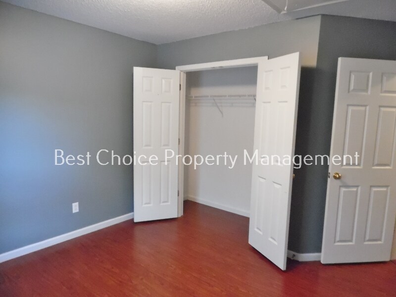 Building Photo - 4 Oyster Bay Ct