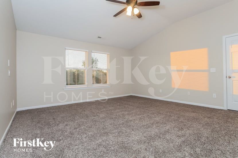 Building Photo - 8511 Crozat St