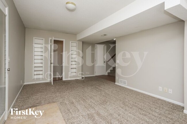 Building Photo - 8656 NE 110th St