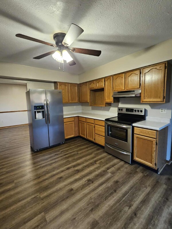 Building Photo - 468 Topaz Ln