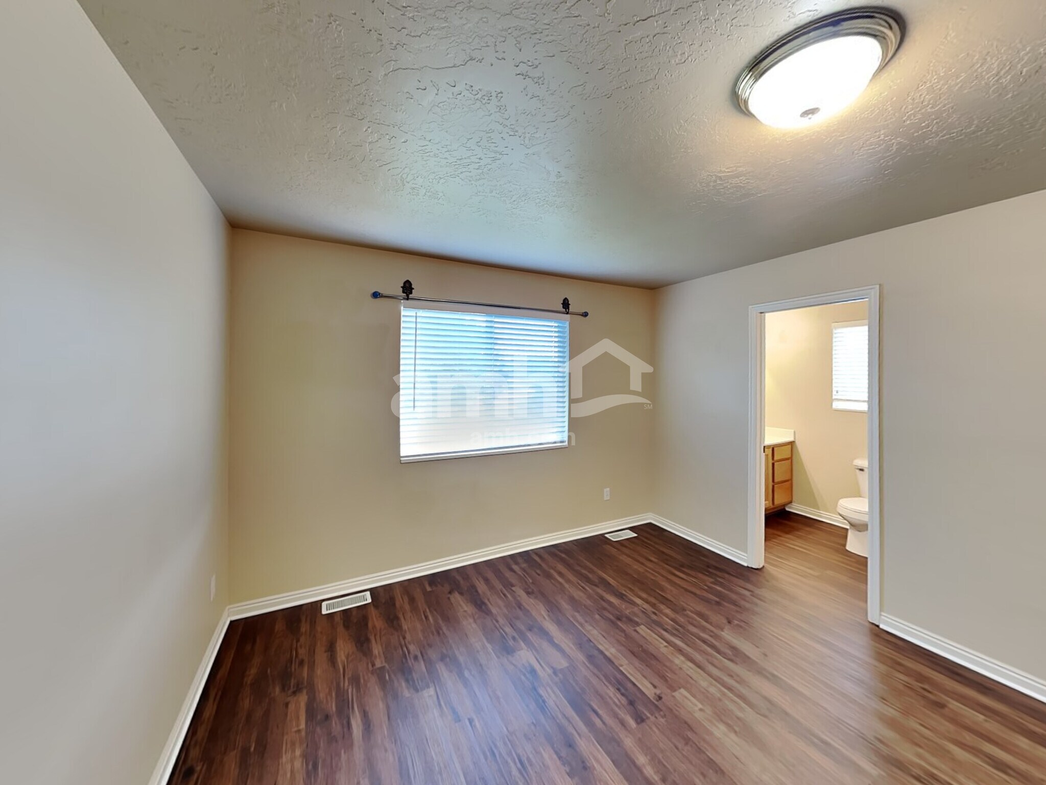 Building Photo - 10207 N Forest Creek Dr