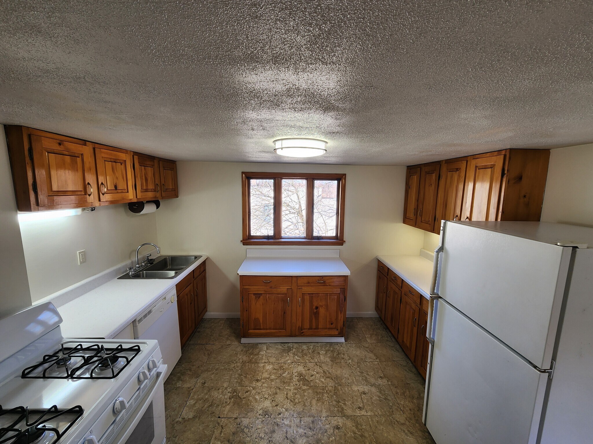 Building Photo - 95 3rd Ave