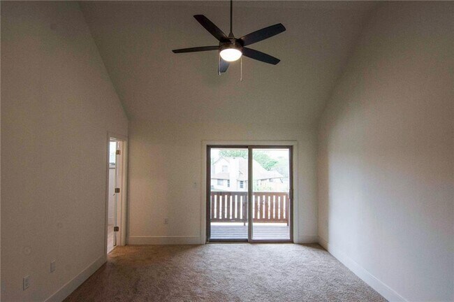 Building Photo - 204 Conservation Dr