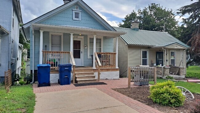 Primary Photo - 432 6th St