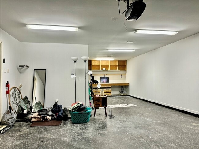 Building Photo - 28019 Canyon Wren Dr