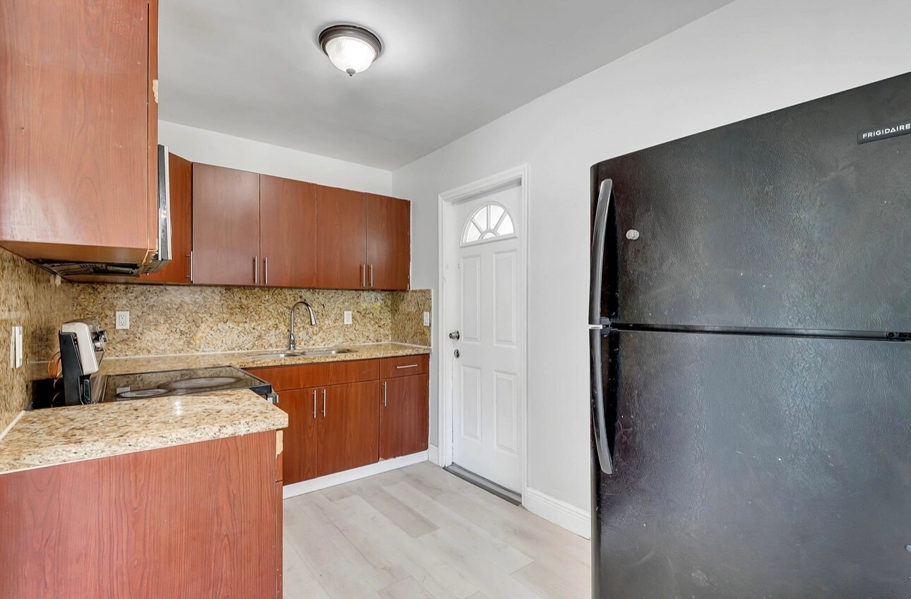 Building Photo - 9710 SW 161st St