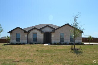 Building Photo - New Built House For Lease in Venus