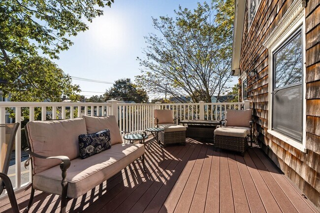 Building Photo - 101 Beach St