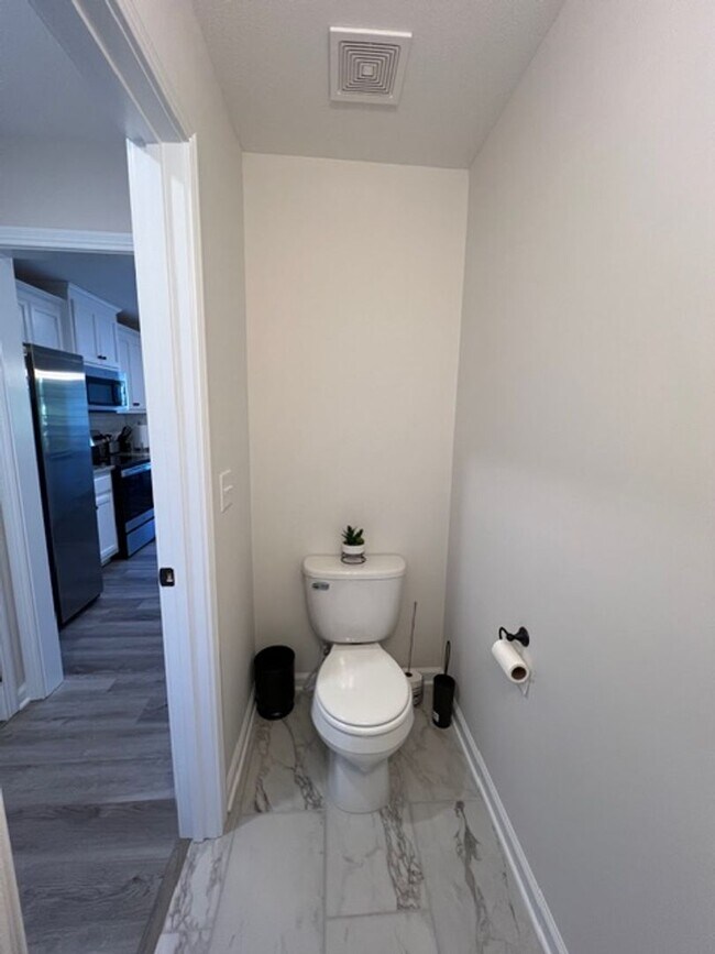 Building Photo - Beautiful Home Coming Soon!