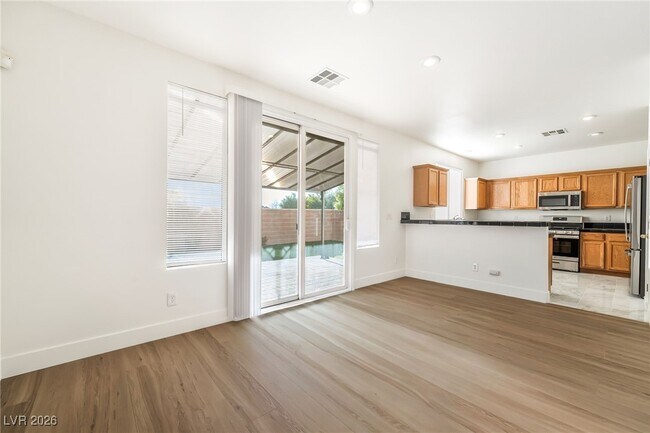 Building Photo - 10226 Wolf Pack Ln