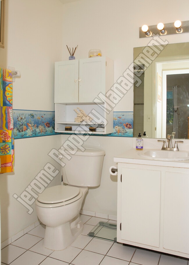 Building Photo - 98442 Windward Ave