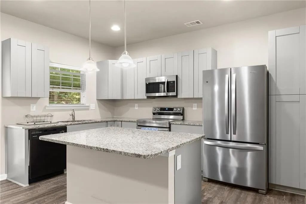 Building Photo - Room in Townhome on Chatham Ridge Dr