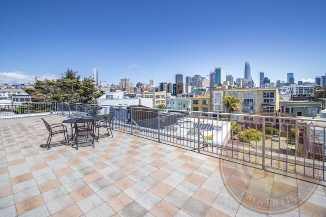 Building Photo - SoMa - 1 BR, 1 BA Condo 569 Sq. Ft. - 3D V...