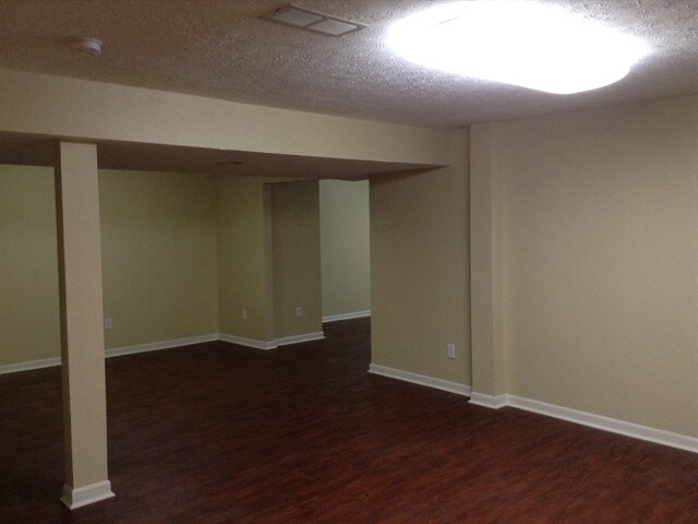 Building Photo - 4558 Randall Dr