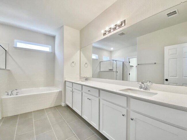 Building Photo - 1821 Cantonata Dr