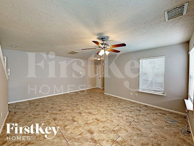 Building Photo - 3510 Fuller Bluff Dr