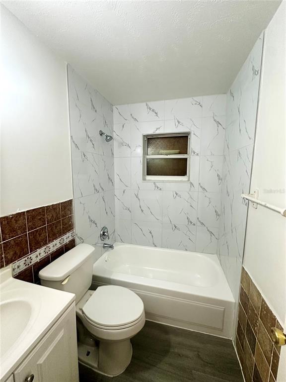 Building Photo - 5527 Bryson Dr