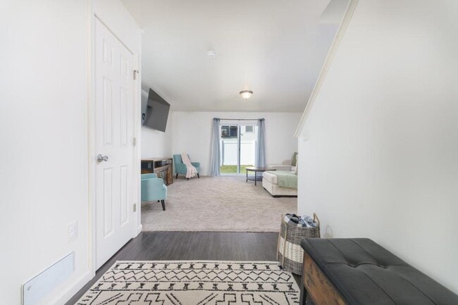 Building Photo - 2783 Au Gres River Dr