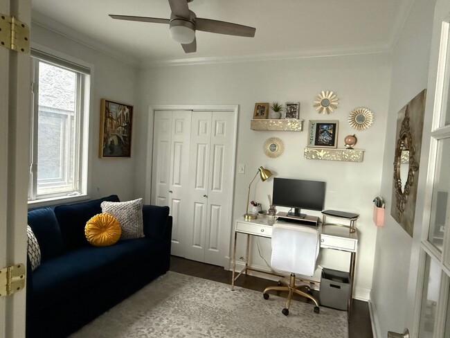 Building Photo - 1319 N Bosworth Ave