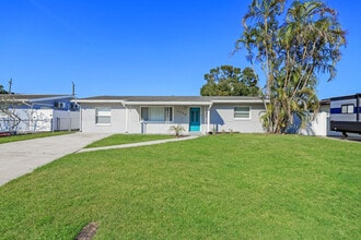 Building Photo - 5773 56th Terrace N