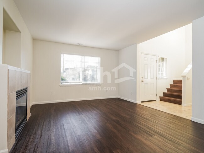 Building Photo - 5424 Balustrade Blvd SE