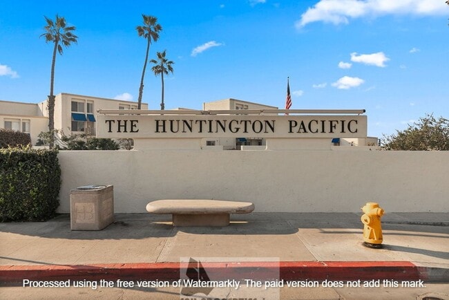 Building Photo - 711 CA-1