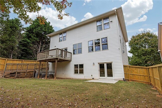 Building Photo - 2675 Sugar Mill Dr SE