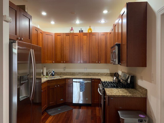 Building Photo - 4043 S Drexel Blvd